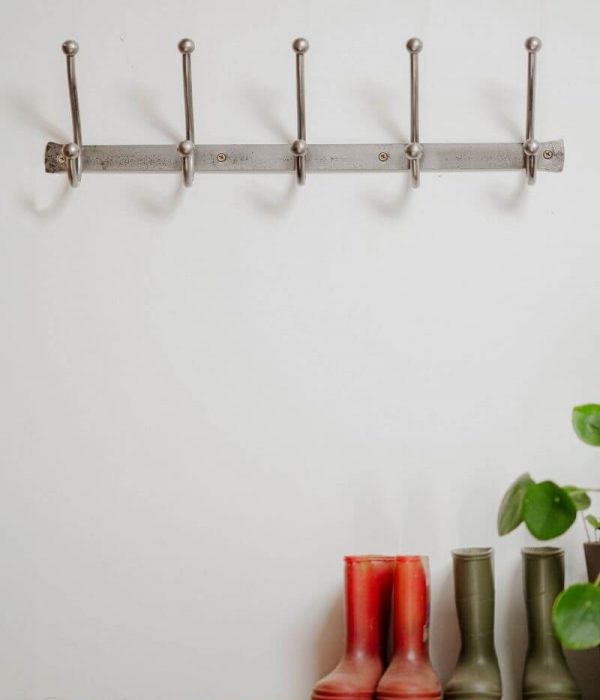5-coat-hooks