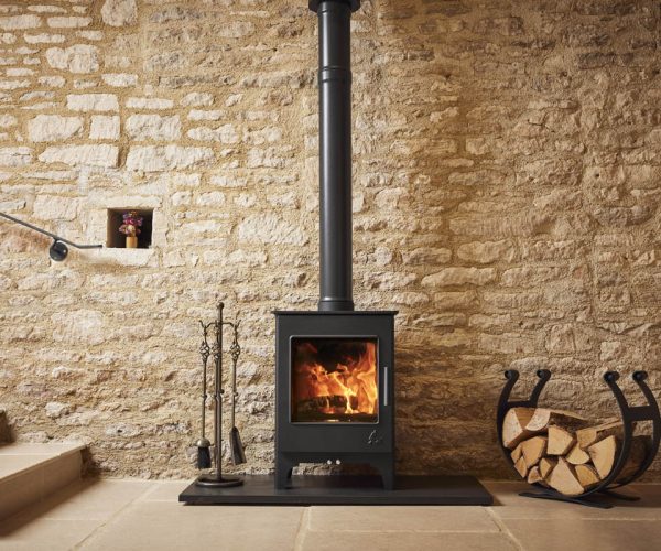 Woodbury-5-in-Black-with-Black-Handle-and-Stainless-Steel-Airwash.jpg